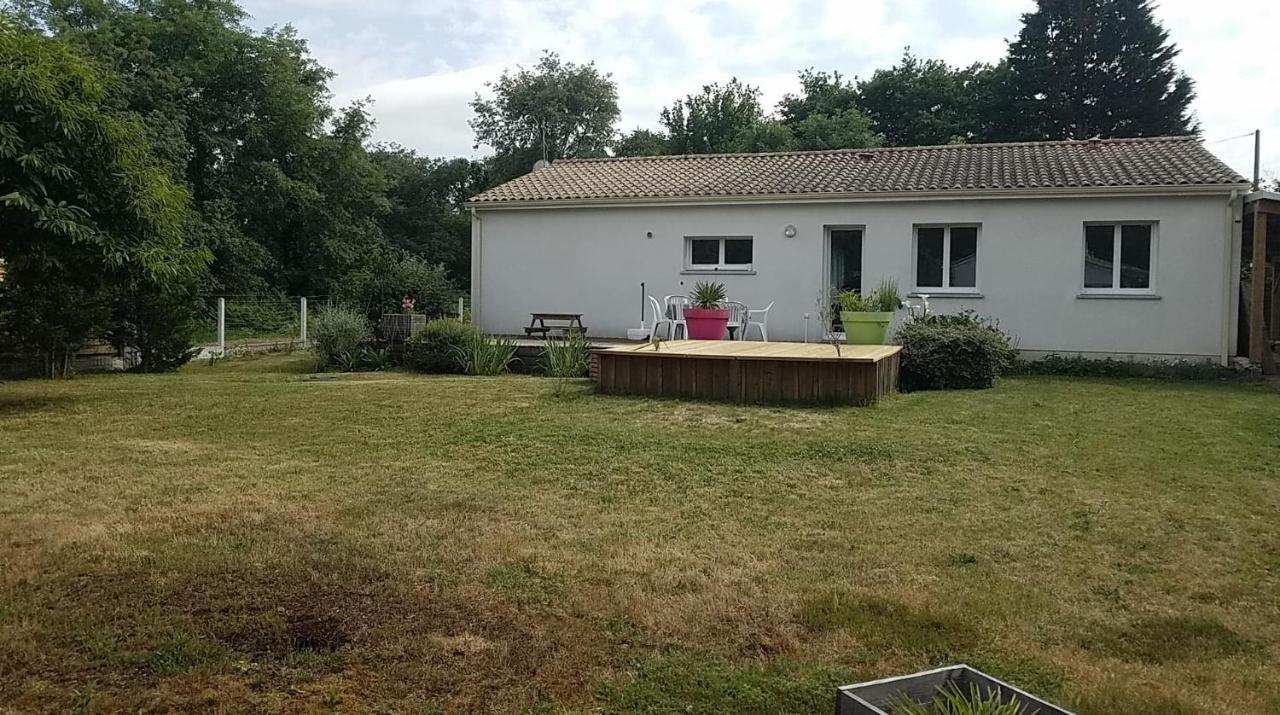 Maison Neuve Au Calme Avec Jardin Villa Gaillan-en-Médoc Dış mekan fotoğraf