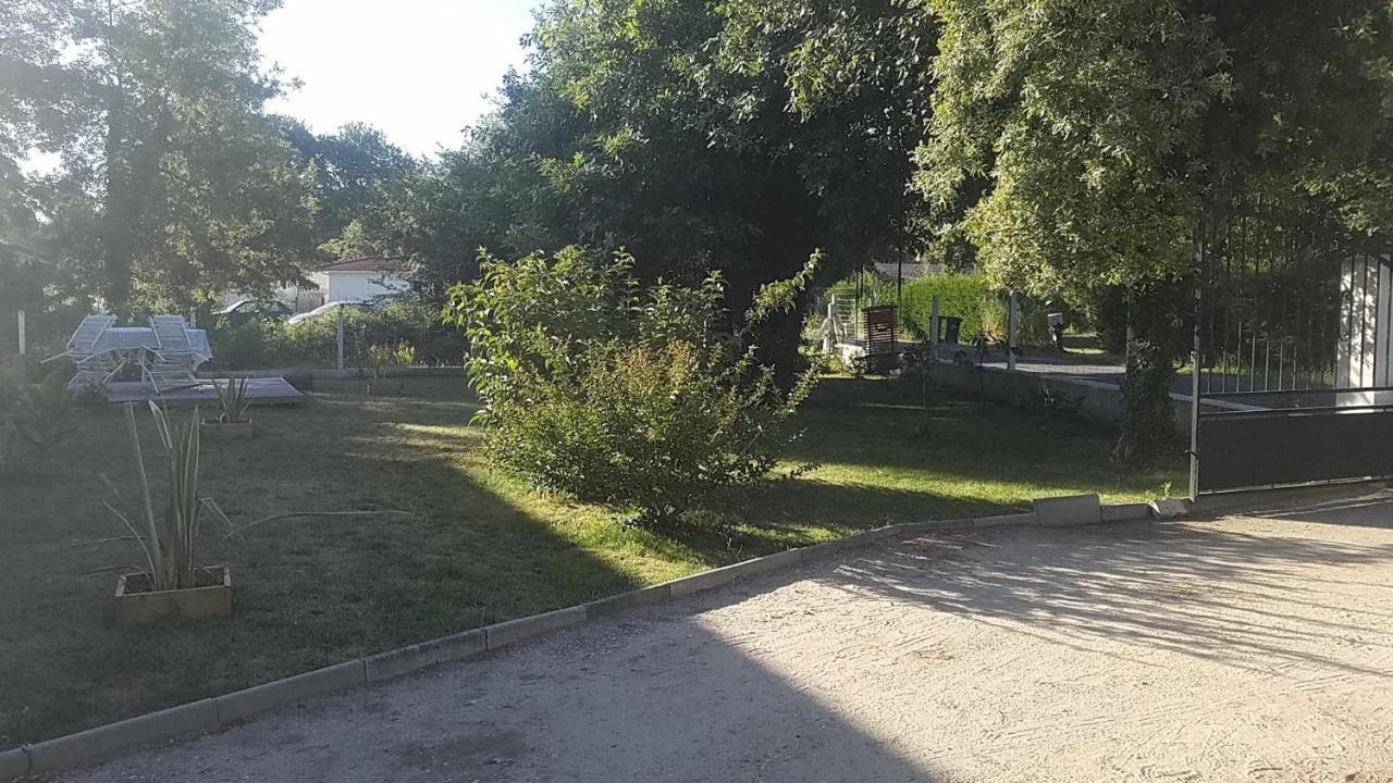 Maison Neuve Au Calme Avec Jardin Villa Gaillan-en-Médoc Dış mekan fotoğraf